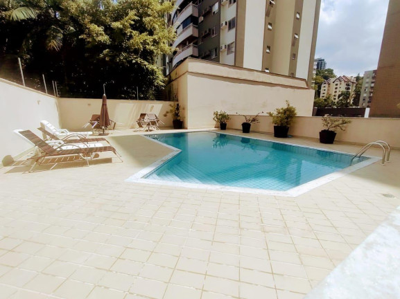 Imagem Apartamento com 3 Quartos à Venda, 196 m² em Atiradores - Joinville