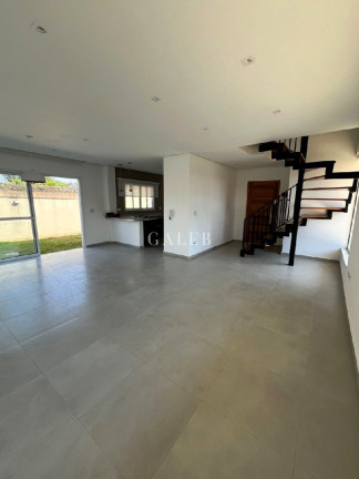 Imagem Casa com 3 Quartos à Venda, 128 m² em Vila Petrópolis - Atibaia Imagem Casa com 3 Quartos à Venda, 128 m² em Vila Petrópolis - Atibaia