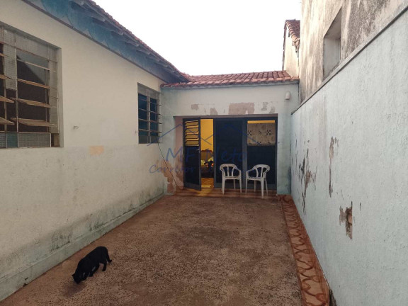 Imagem Casa com 3 Quartos à Venda, 211 m² em Centro - Pirassununga