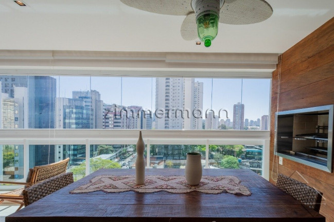 Imagem Apartamento com 4 Quartos à Venda, 450 m² em Brooklin - São Paulo Imagem Apartamento com 4 Quartos à Venda, 450 m² em Brooklin - São Paulo