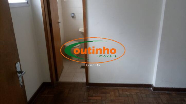 Imagem Apartamento com 4 Quartos à Venda, 126 m² em Tijuca - Rio De Janeiro Imagem Apartamento com 4 Quartos à Venda, 126 m² em Tijuca - Rio De Janeiro