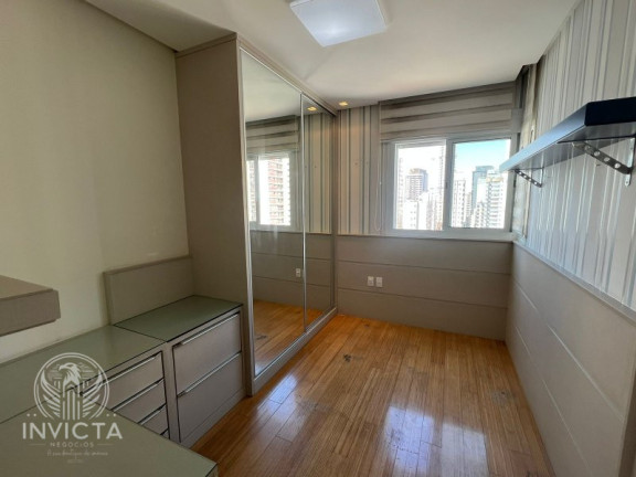 Imagem Apartamento com 3 Quartos à Venda, 130 m² em Centro - Balneário Camboriú Imagem Apartamento com 3 Quartos à Venda, 130 m² em Centro - Balneário Camboriú