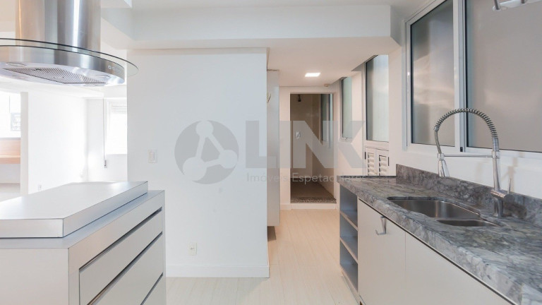 Imagem Apartamento com 3 Quartos à Venda, 102 m² em Moinhos De Vento - Porto Alegre