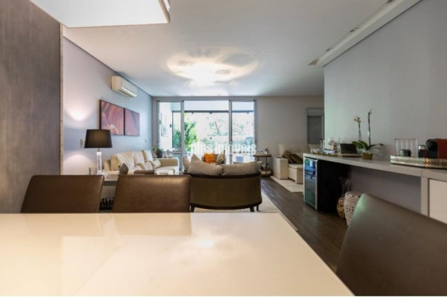 Imagem Apartamento com 3 Quartos à Venda, 223 m² em Panamby - São Paulo Imagem Apartamento com 3 Quartos à Venda, 223 m² em Panamby - São Paulo