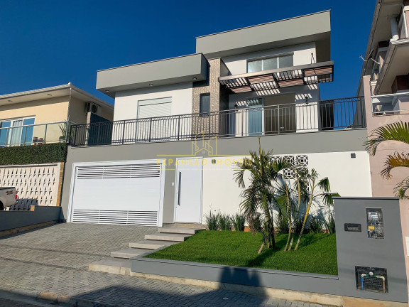 Imagem Casa com 3 Quartos à Venda, 208 m² em Pedra Branca - Palhoça Imagem Casa com 3 Quartos à Venda, 208 m² em Pedra Branca - Palhoça