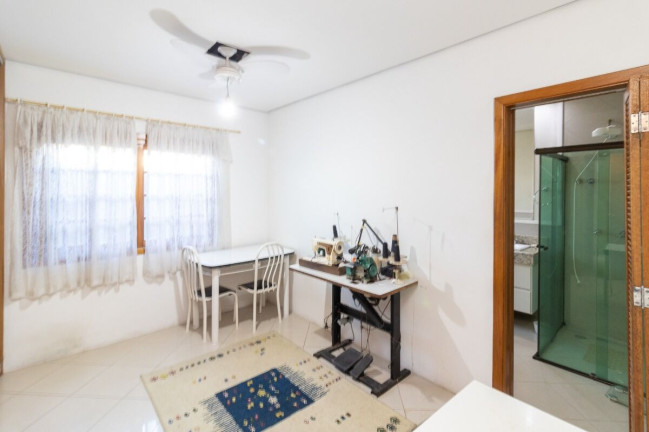 Imagem Casa com 5 Quartos à Venda, 275 m² em Vila Palmeiras - São Paulo Imagem Casa com 5 Quartos à Venda, 275 m² em Vila Palmeiras - São Paulo