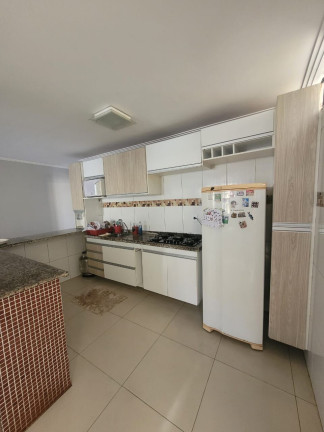 Imagem Casa com 4 Quartos à Venda, 290 m² em Vila União - Fortaleza Imagem Casa com 4 Quartos à Venda, 290 m² em Vila União - Fortaleza