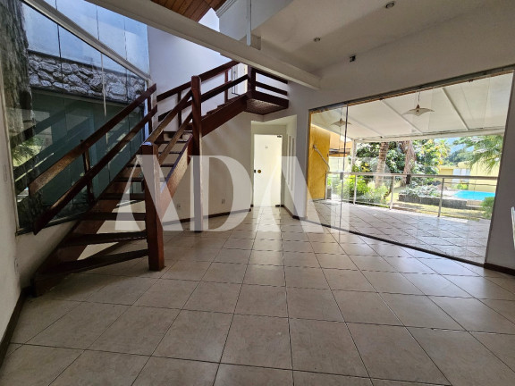 Imagem Casa com 3 Quartos à Venda, 400 m² em Vargem Grande - Rio De Janeiro Imagem Casa com 3 Quartos à Venda, 400 m² em Vargem Grande - Rio De Janeiro