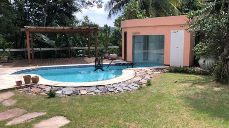 Imagem Imóvel com 3 Quartos à Venda, 366 m² em Maria Paula - Niterói