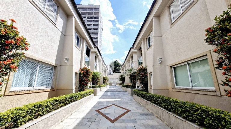 Imagem Casa com 3 Quartos à Venda, 130 m² em Mooca - São Paulo Imagem Casa com 3 Quartos à Venda, 130 m² em Mooca - São Paulo