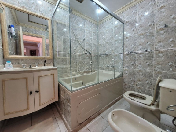 Imagem Apartamento com 3 Quartos à Venda, 260 m² em Pitangueiras - Guarujá Imagem Apartamento com 3 Quartos à Venda, 260 m² em Pitangueiras - Guarujá