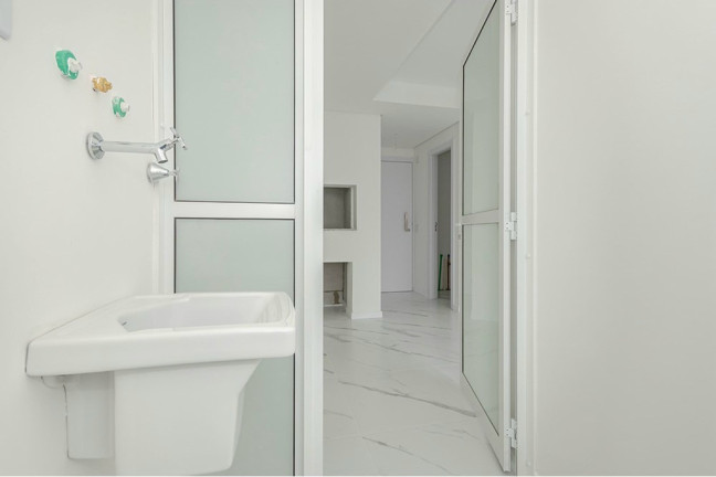 Imagem Apartamento com 1 Quarto à Venda, 43 m² em Moinhos De Vento - Porto Alegre Imagem Apartamento com 1 Quarto à Venda, 43 m² em Moinhos De Vento - Porto Alegre