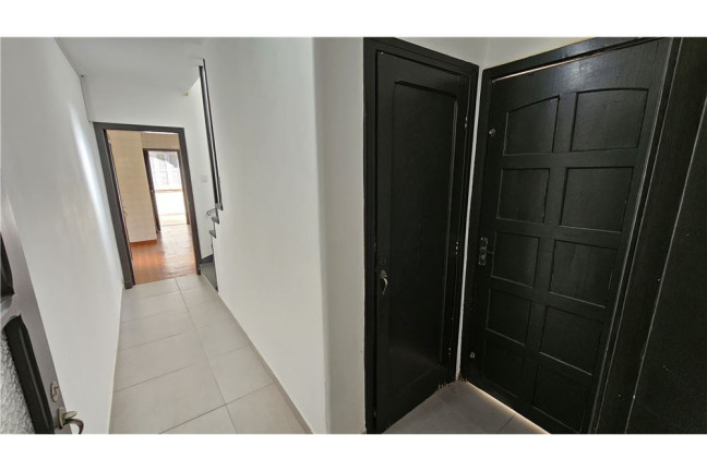 Imagem Casa com 3 Quartos à Venda,  em Mirandópolis - São Paulo