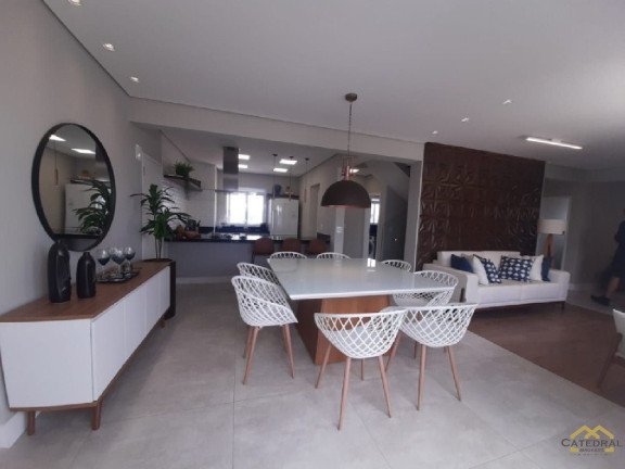 Imóvel com 3 Quartos à Venda, 220 m² em Centro - Jundiaí