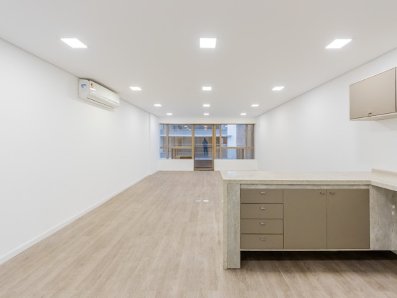 Ponto Comercial à Venda, 50 m² em Vila Romana - São Paulo