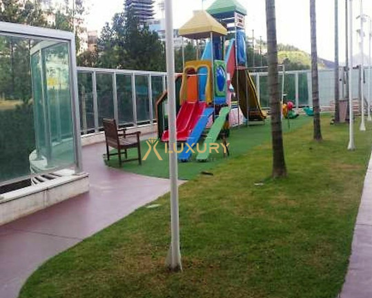 Imagem Imóvel com 4 Quartos à Venda, 305 m² em Belvedere - Belo Horizonte