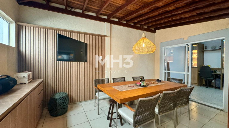 Casa de Condomínio com 3 Quartos à Venda, 200 m² em Parque Rural Fazenda Santa Cândida - Campinas