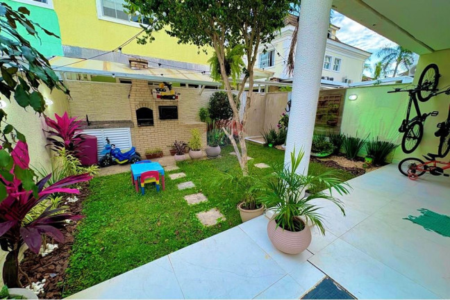 Imagem Casa de Condomínio com 3 Quartos à Venda, 162 m² em Recreio Dos Bandeirantes - Rio De Janeiro Imagem Casa de Condomínio com 3 Quartos à Venda, 162 m² em Recreio Dos Bandeirantes - Rio De Janeiro