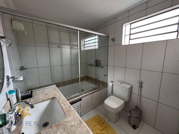 Imagem Sobrado com 4 Quartos à Venda, 259 m² em Itanhangá Park - Campo Grande