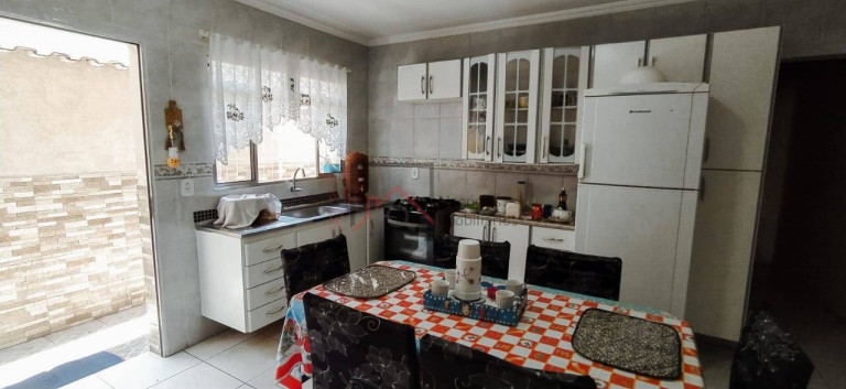 Imagem Casa com 3 Quartos à Venda, 140 m² em Jacaré - Cabreúva