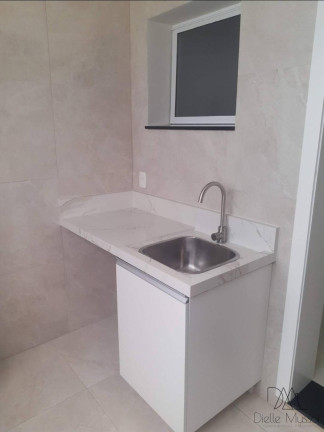 Imagem Sobrado à Venda, 58 m²