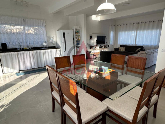 Imagem Sobrado com 3 Quartos à Venda, 300 m² em Horto Florestal - Ubatuba Imagem Sobrado com 3 Quartos à Venda, 300 m² em Horto Florestal - Ubatuba