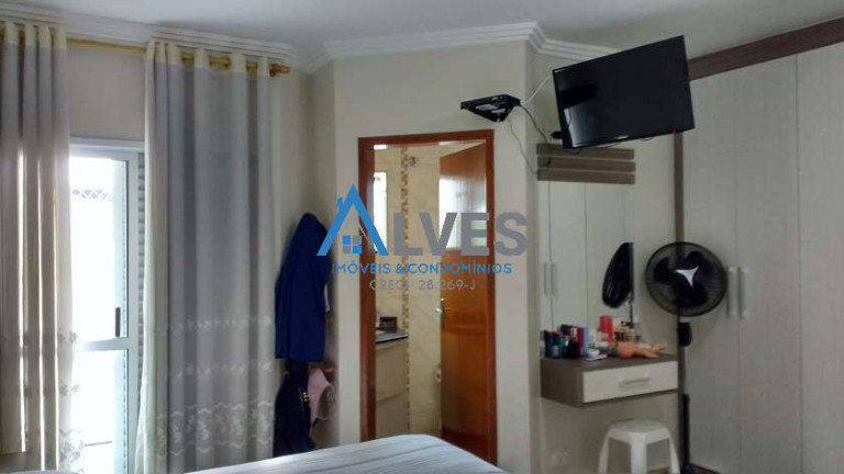 Imagem Casa com 4 Quartos à Venda, 245 m² em Parque Jaçatuba - Santo André