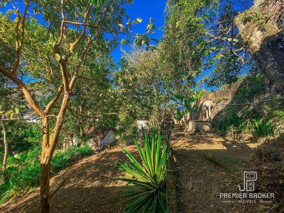 Imagem Casa com 3 Quartos à Venda, 271 m² em Bom Retiro - Teresópolis Imagem Casa com 3 Quartos à Venda, 271 m² em Bom Retiro - Teresópolis