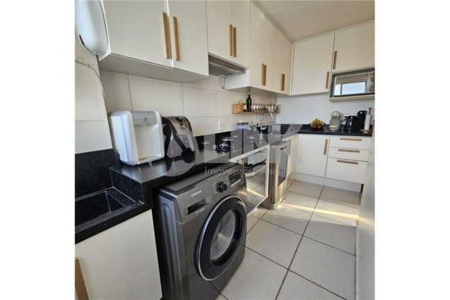 Imagem Apartamento com 3 Quartos à Venda, 70 m² em Passo Da Areia - Porto Alegre Imagem Apartamento com 3 Quartos à Venda, 70 m² em Passo Da Areia - Porto Alegre