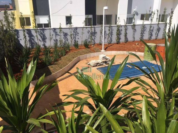 Imagem Apartamento com 3 Quartos para Alugar, 65 m² em Santa Maria - Santo André