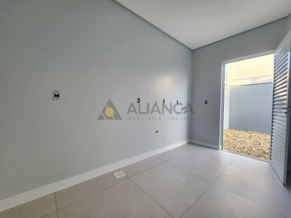 Imagem Casa com 3 Quartos à Venda, 185 m² em Meia Praia - Navegantes
