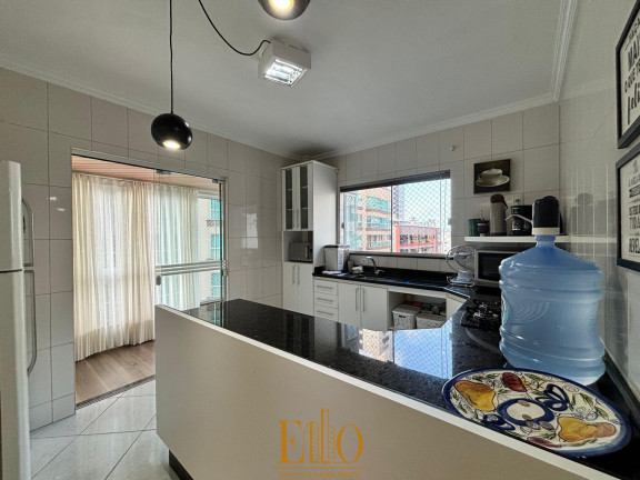 Foto do imóvel Apartamento com 4 Quartos à Venda, 174 m² em Meia Praia - Itapema