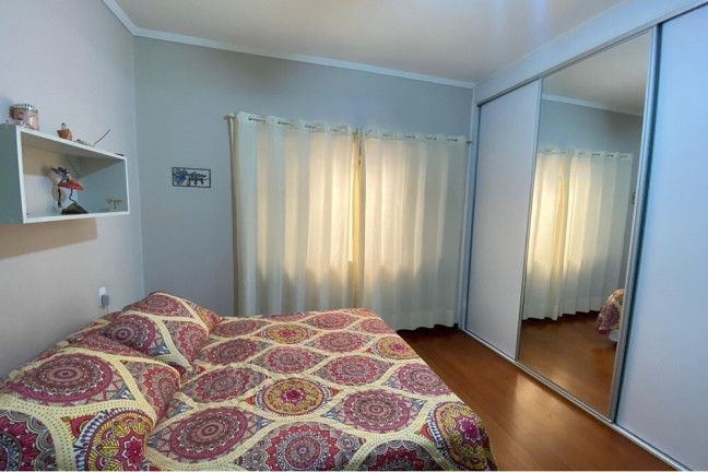 Imagem Casa com 3 Quartos à Venda, 220 m² em Vila Bertioga - São Paulo Imagem Casa com 3 Quartos à Venda, 220 m² em Vila Bertioga - São Paulo