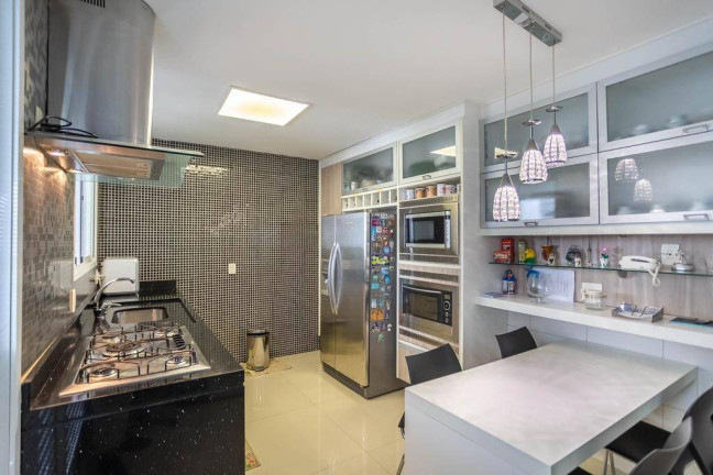 Imagem Apartamento com 3 Quartos à Venda, 185 m² em Vila Sofia - São Paulo