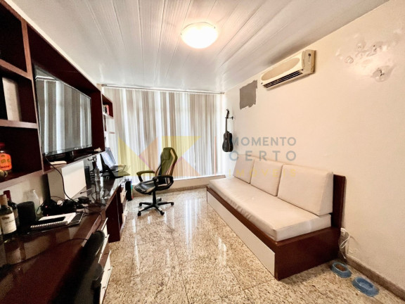 Imagem Casa com 6 Quartos à Venda, 370 m² em Centro - Blumenau Imagem Casa com 6 Quartos à Venda, 370 m² em Centro - Blumenau