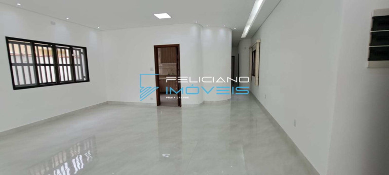 Imagem Casa com 3 Quartos à Venda, 194 m² em Canto Do Forte - Praia Grande