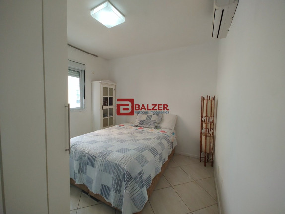 Imagem Apartamento com 2 Quartos à Venda, 105 m² em Centro - Florianópolis Imagem Apartamento com 2 Quartos à Venda, 105 m² em Centro - Florianópolis