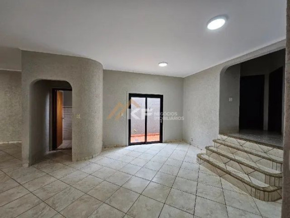 Sobrado com 3 Quartos à Venda, 300 m² em Bonfim Paulista - Ribeirão Preto
