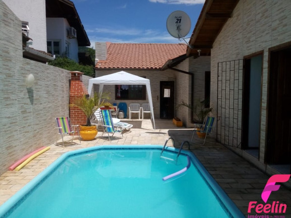 Imagem Casa com 5 Quartos à Venda, 208 m² em Pântano Do Sul - Florianópolis