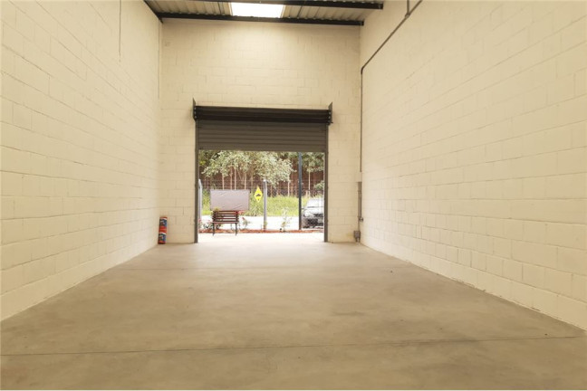 Imagem Sala Comercial para Alugar, 44 m² em Quintas De Pirapora Ii - Salto De Pirapora Imagem Sala Comercial para Alugar, 44 m² em Quintas De Pirapora Ii - Salto De Pirapora
