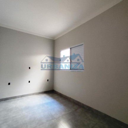 Imagem Casa com 3 Quartos à Venda, 105 m² em Novo Jardim Stábile - Birigui