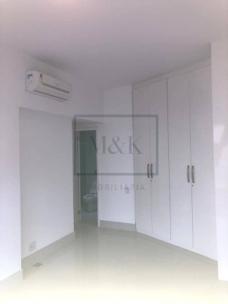 Imagem Apartamento com 3 Quartos à Venda, 230 m² em Barra Da Tijuca - Rio De Janeiro