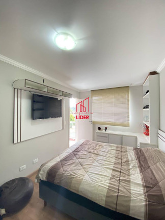 Imagem Casa com 3 Quartos à Venda, 181 m² em São Lourenço - Curitiba Imagem Casa com 3 Quartos à Venda, 181 m² em São Lourenço - Curitiba