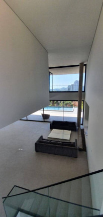 Imagem Casa com 5 Quartos à Venda, 185 m² em Alphaville Centro Industrial E Empresarial/alphaville. - Barueri Imagem Casa com 5 Quartos à Venda, 185 m² em Alphaville Centro Industrial E Empresarial/alphaville. - Barueri