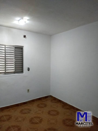 Imagem Casa com 4 Quartos à Venda,  em Centro - Carapicuíba