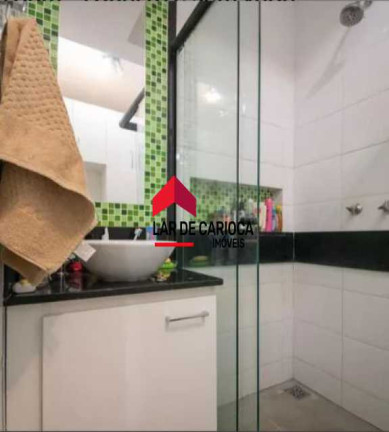 Imagem Apartamento com 1 Quarto à Venda, 35 m² em Catete - Rio De Janeiro Imagem Apartamento com 1 Quarto à Venda, 35 m² em Catete - Rio De Janeiro