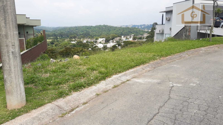 Terreno à Venda, 534 m² em Golf Gardens - Carapicuíba
