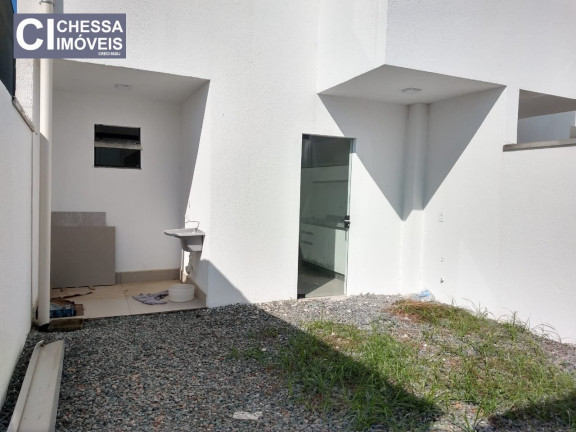 Imagem Sobrado com 2 Quartos à Venda ou Locação, 200 m² em Espinheiros - Itajaí
