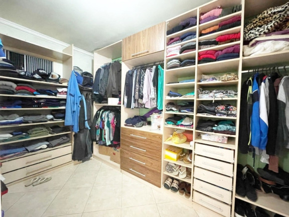 Imagem Casa com 6 Quartos à Venda, 600 m² em Urlândia - Santa Maria