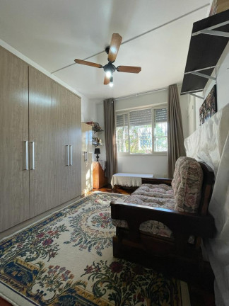 Imagem Imóvel com 3 Quartos à Venda,  em Petrópolis - Porto Alegre